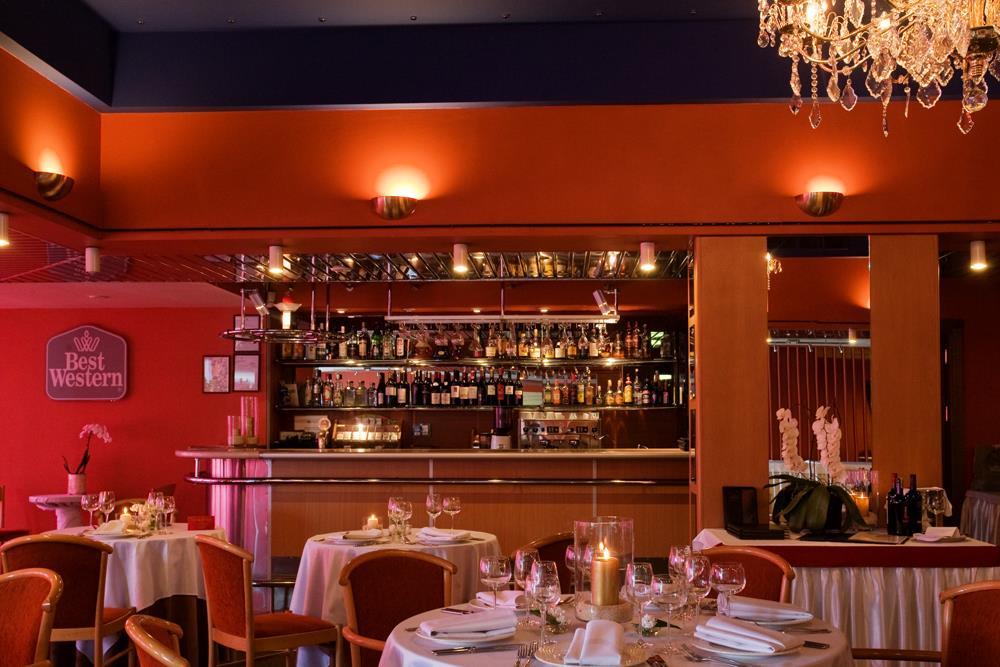 Western Hotel 4*