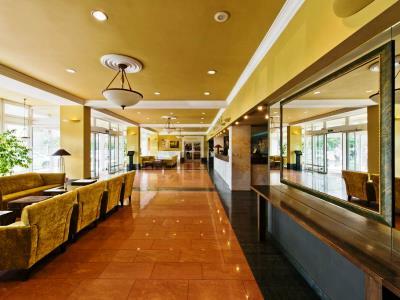 Western 4* VNO